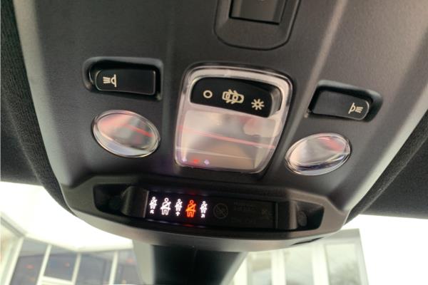 2021 Vauxhall Mokka 1.2 Turbo SRi Nav Premium SUV 5dr Petrol Manual Euro 6 (s/s) (100 ps) - Red Black Fabrc, photo 25
