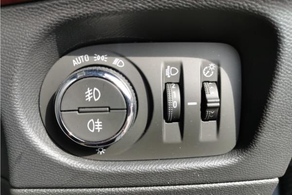 2022 Vauxhall Mokka 1.2 Turbo SRi Premium SUV 5dr Petrol Auto Euro 6 (s/s) (130 ps) - Cloth, photo 21