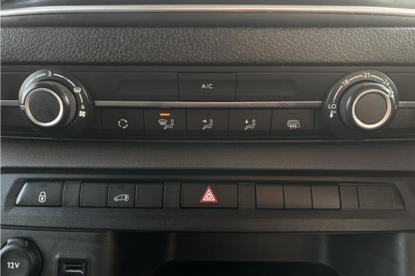 2019 Vauxhall Vivaro 2.0 Turbo D 3100 Sportive Panel Van 5dr Diesel Manual L2 H1 Euro 6 (s/s) (120 ps) - Cloth, photo 16