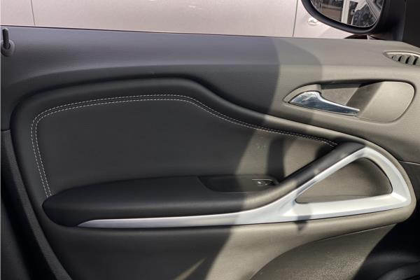 2018 Vauxhall Zafira Tourer 1.4i Turbo SRi Nav MPV 5dr Petrol Manual Euro 6 (140 ps) - Leather, photo 45