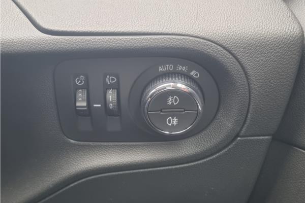 2018 Vauxhall Grandland X 1.2 Turbo Sport Nav SUV 5dr Petrol Manual Euro 6 (s/s) (130 ps) - Cloth, photo 21