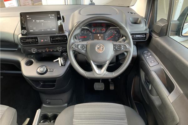 2020 Vauxhall Combo Life 1.2 Turbo Energy MPV 5dr Petrol Auto Euro 6 (s/s) (7 Seat) (130 ps) - Cloth, photo 11