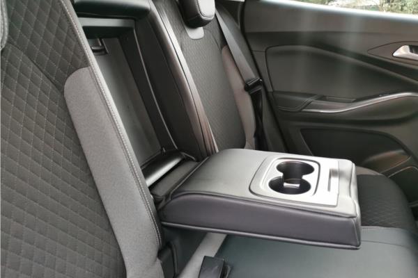 2020 Vauxhall Grandland X 1.2 Turbo SRi Nav SUV 5dr Petrol Auto Euro 6 (s/s) (130 ps) - Cloth, photo 36