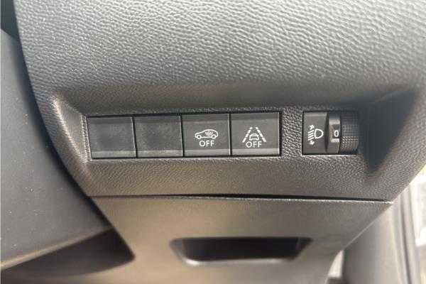 Non Franchise 2020 Peugeot 2008 1.2 PureTech Allure Premium SUV 5dr Petrol Manual Euro 6 (s/s) (100 ps) - Fabic - Cloth, photo 21