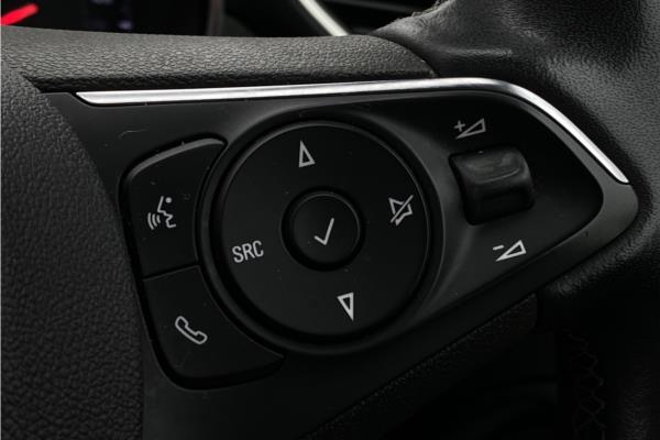 2021 Vauxhall Crossland 1.2 Turbo Ultimate Nav SUV 5dr Petrol Auto Euro 6 (s/s) (130 ps) - Cloth/Alcantara, photo 19