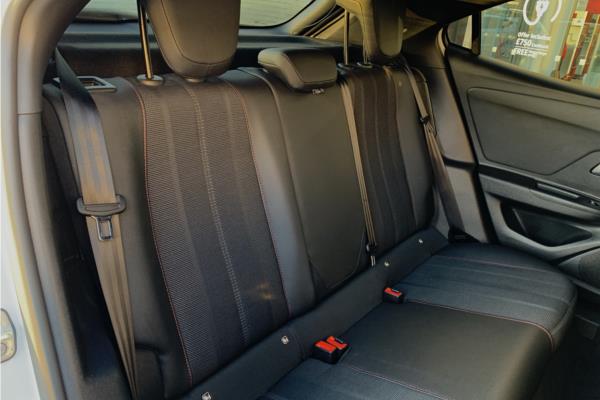 2021 Vauxhall Mokka 1.2 Turbo SRi Nav Premium SUV 5dr Petrol Auto Euro 6 (s/s) (130 ps) - Cloth, photo 13