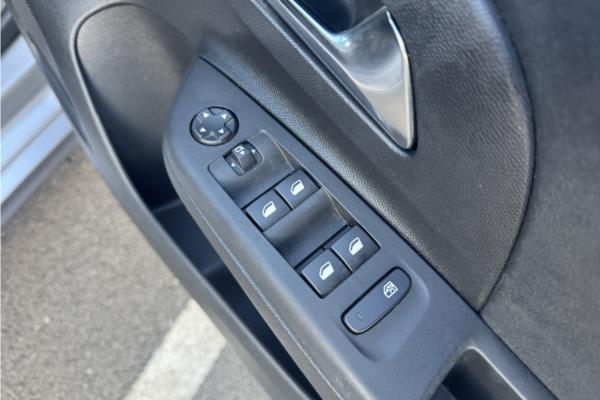 2023 Vauxhall Corsa 1.2 Turbo Ultimate Hatchback 5dr Petrol Manual Euro 6 (s/s) (100 ps) - Cloth/Alcantara, photo 22