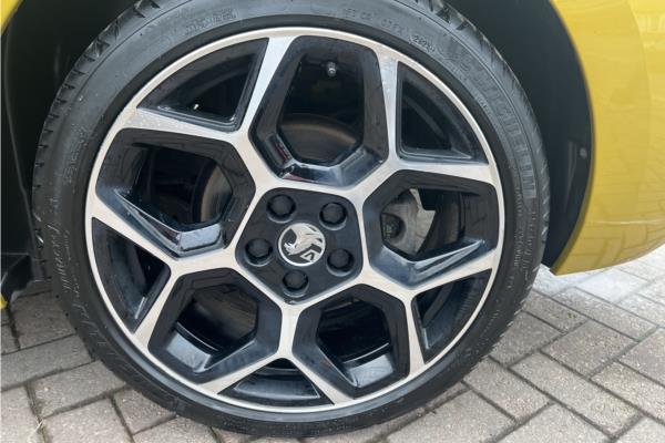 2023 Vauxhall Astra 1.2 Turbo Ultimate Hatchback 5dr Petrol Auto Euro 6 (s/s) (130 ps) - Leather, photo 20
