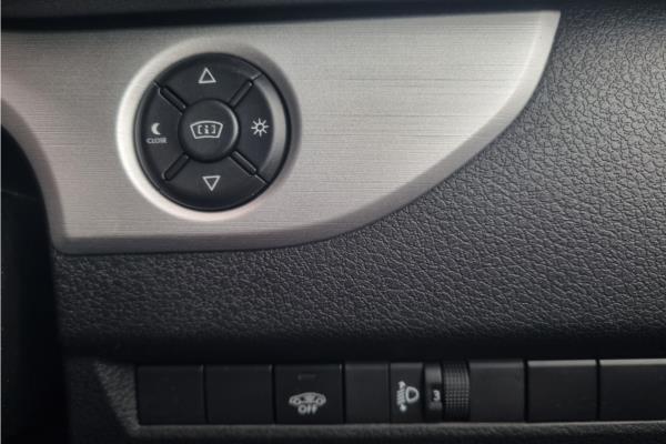 2021 Vauxhall Vivaro-e Life 50kWh Elite L MPV 5dr Electric Auto LWB (8 Seat) (7.4kW Charger) (136 ps) - Leather, photo 20