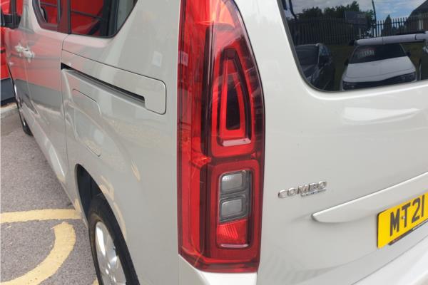 2021 Vauxhall Combo Life 1.2 Turbo SE MPV 5dr Petrol Auto Euro 6 (s/s) (130 ps) - Cloth, photo 37