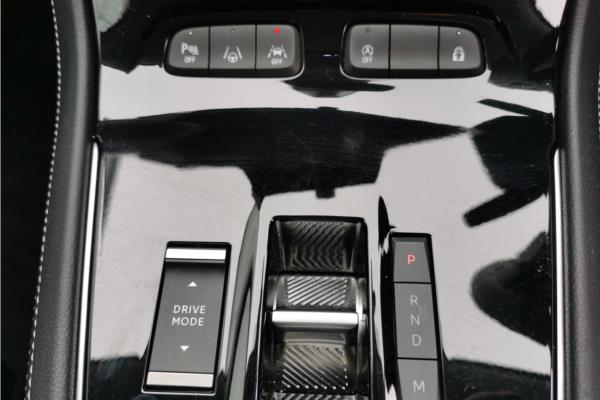 2022 Vauxhall Grandland 1.2 Turbo Ultimate SUV 5dr Petrol Auto Euro 6 (s/s) (130 ps) - Black Alcantara, photo 32
