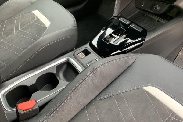 2025 Vauxhall Corsa 1.2 MHEV Ultimate Hatchback 5dr Petrol Hybrid e-DCT Euro 6 (s/s) (100 ps) - Alcantara Seat, photo 44