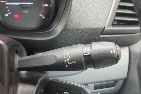 2019 Vauxhall Vivaro 1.5 Turbo D 2900 Dynamic Panel Van 6dr Diesel Manual L2 Euro 6 (s/s) (100 ps) - Cloth, photo 27