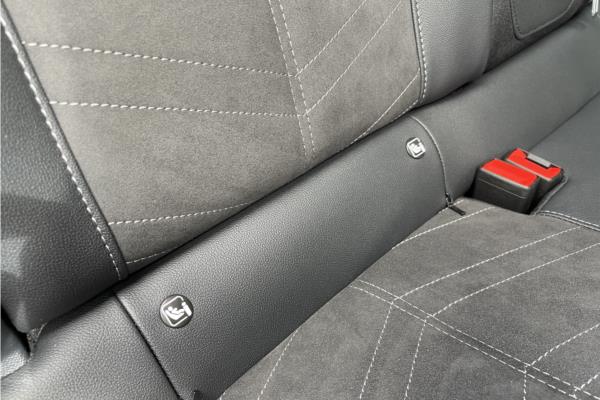 2024 Vauxhall Mokka-e 50kWh Ultimate SUV 5dr Electric Auto (136 ps) - Black Alcantara, photo 32