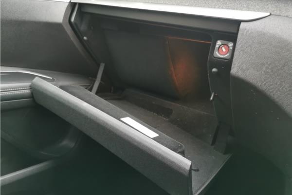 Non Franchise 2019 Peugeot 5008 1.2 PureTech Allure SUV 5dr Petrol Manual Euro 6 (s/s) (130 ps) - Fabic - Cloth, photo 26