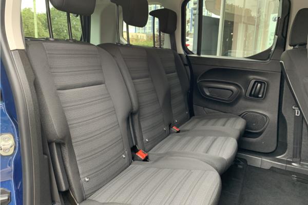 2021 Vauxhall Combo Life 1.2 Turbo SE MPV 5dr Petrol Auto Euro 6 (s/s) (130 ps) - Cloth, photo 13