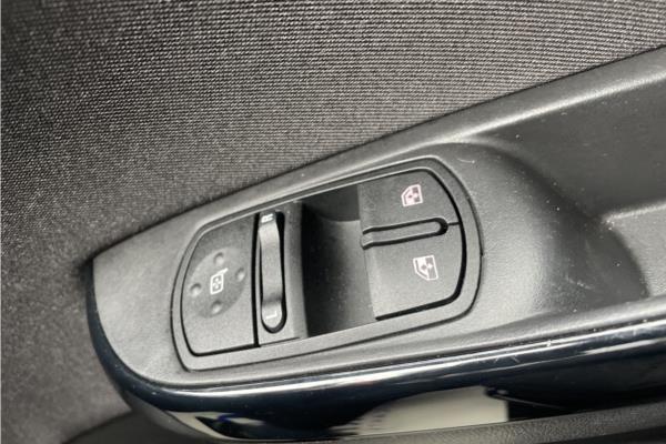2019 Vauxhall Corsa 1.4i ecoTEC SE Nav Hatchback 5dr Petrol Auto Euro 6 (90 ps) - Cloth, photo 22