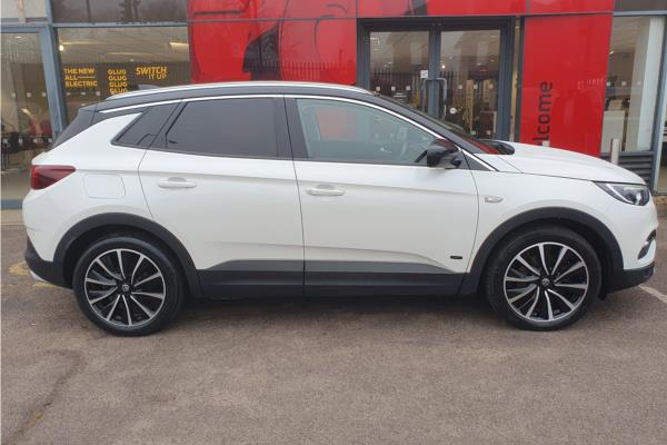 2020 VAUXHALL GRANDLAND - Harlekin Black, photo 9