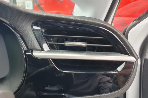 2021 Vauxhall Corsa 1.2 Turbo Elite Hatchback 5dr Petrol Auto Euro 6 (s/s) (100 ps) - Cloth, photo 39