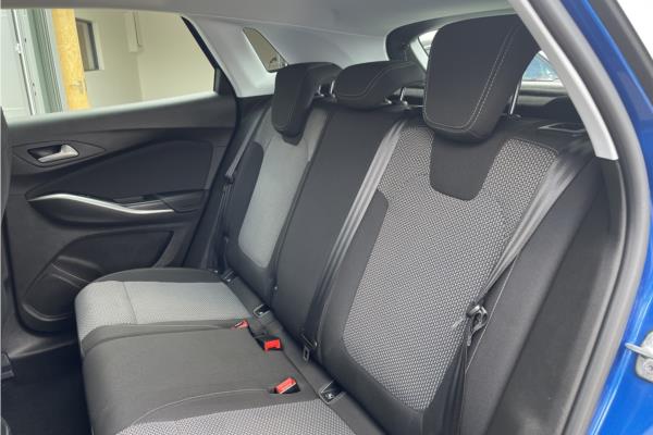 2018 Vauxhall Grandland X 1.2 Turbo SE SUV 5dr Petrol Auto Euro 6 (s/s) (130 ps) - Cloth, photo 36