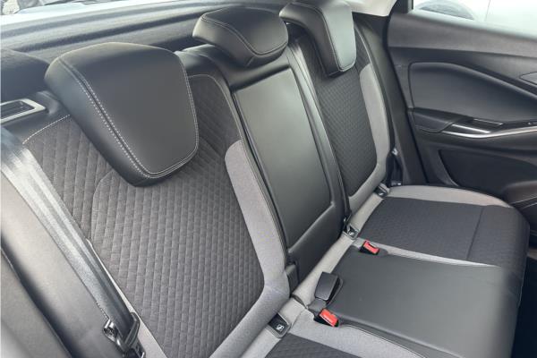 2020 Vauxhall Grandland X 1.2 Turbo SRi Nav SUV 5dr Petrol Manual Euro 6 (s/s) (130 ps) - Cloth, photo 13