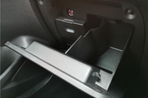 2022 Vauxhall Mokka 1.2 Turbo SRi Premium SUV 5dr Petrol Manual Euro 6 (s/s) (130 ps) - Cloth, photo 26