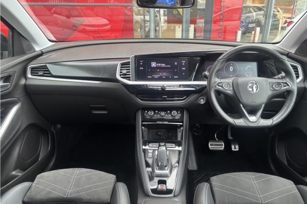 2022 Vauxhall Grandland 1.2 Turbo Ultimate SUV 5dr Petrol Auto Euro 6 (s/s) (130 ps) - Harlekin Black, photo 10