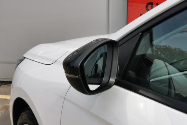 2023 Vauxhall Corsa 1.2 Design Hatchback 5dr Petrol Manual Euro 6 (75 ps) - Fresez Marvel, photo 41