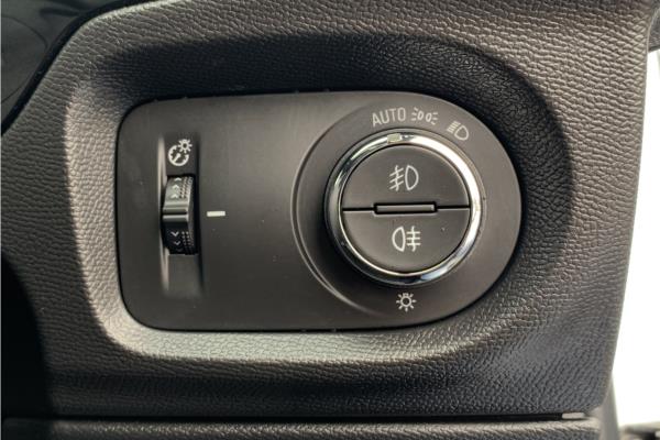 2022 Vauxhall Corsa 1.2 Turbo Ultimate Hatchback 5dr Petrol Auto Euro 6 (s/s) (130 ps) - Cloth/Alcantara, photo 21
