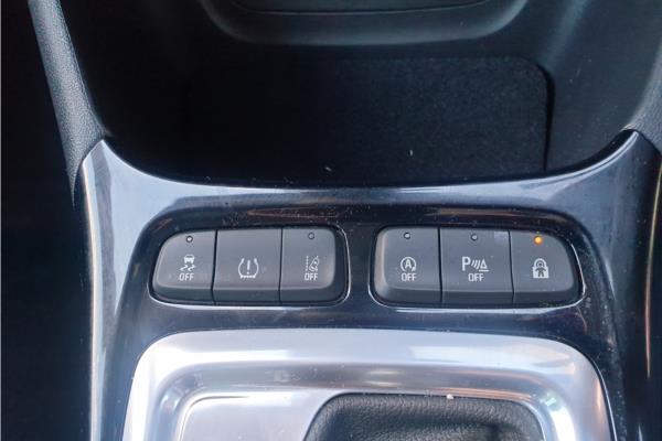 2024 Vauxhall Crossland 1.2 Turbo GS SUV 5dr Petrol Auto Euro 6 (s/s) (130 ps) - Banda-jet Black, photo 32