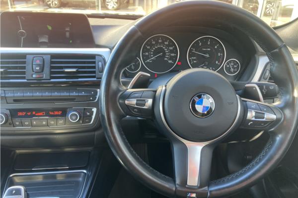 2013 BMW 3 Series 3.0 330d M Sport Touring 5dr Diesel Sport Auto xDrive (s/s) (142 g/km, 258 bhp)-sequence-10
