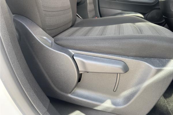 2021 Vauxhall Combo Life 1.5 Turbo D SE XL MPV 5dr Diesel Manual Euro 6 (s/s) (7 Seat) (100 ps) - Cloth, photo 29