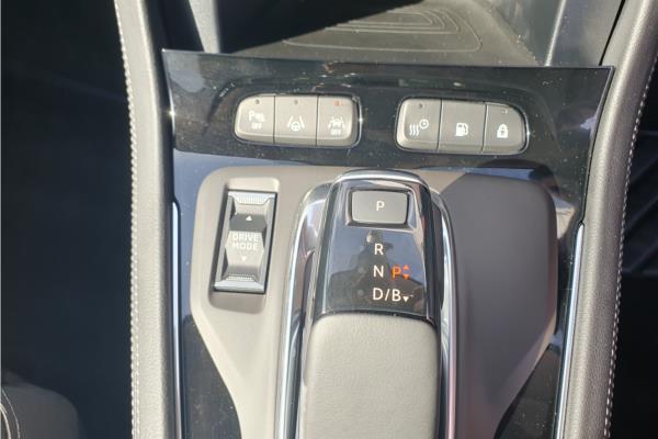 2023 Vauxhall Grandland 1.6 14.2kWh GSe SUV 5dr Petrol Plug-in Hybrid Auto AWD Euro 6 (s/s) (300 ps) - Berson Black, photo 31