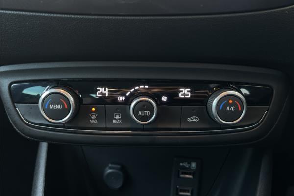 2018 Vauxhall Crossland 1.2T 110ps Tcln NAV AU SS - Cloth, photo 16