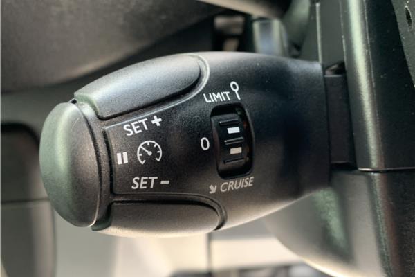 2020 Vauxhall Vivaro 2.0 Turbo D 3100 Sportive Panel Van 5dr Diesel Manual L2 H1 Euro 6 (s/s) (120 ps) - Cloth, photo 18