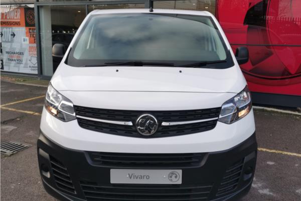 2020 VAUXHALL VIVARO - Curtiba Tritone, photo 2