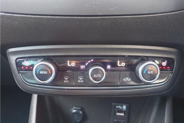 2022 Vauxhall Crossland - Cloth, photo 16