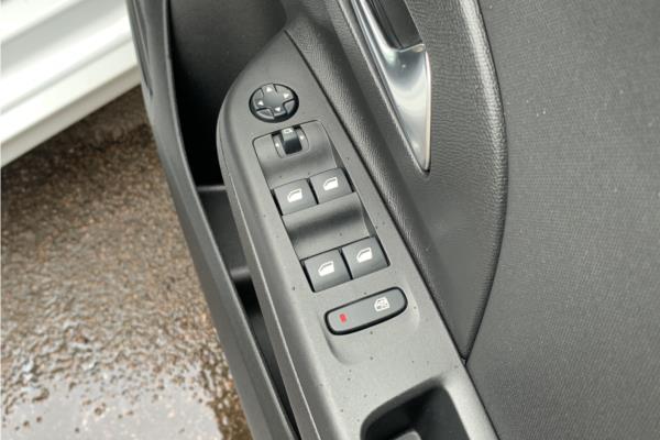 2022 Vauxhall Corsa 1.2 SE Edition Hatchback 5dr Petrol Manual Euro 6 (75 ps) - Fresez Marvel, photo 22