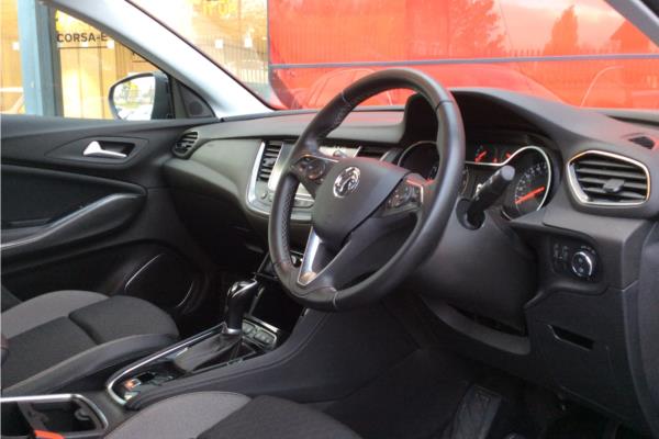 2020 Vauxhall Grandland 1.2T 130ps Griffin AU - Berson Black, photo 12