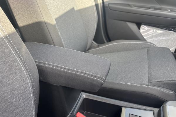 Vauxhall Frontera 1.2 Hybrid 110ps Design E-dct6 - Grey Cloth Seat, photo 35