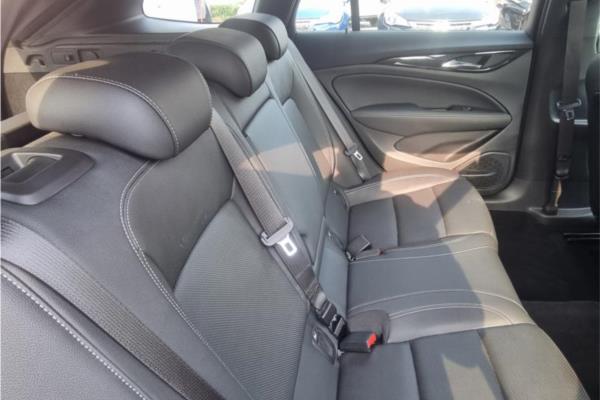 2019 Vauxhall Insignia 2.0 Turbo D BlueInjection SRi VX Line Nav Sports Tourer 5dr Diesel Auto Euro 6 (s/s) (170 ps) - Cloth/Leather, photo 12