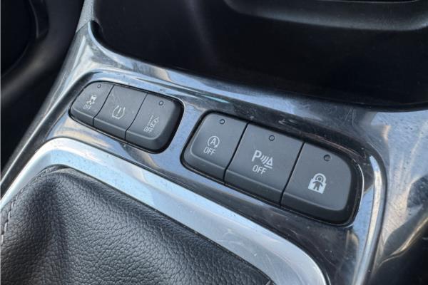 2021 Vauxhall Crossland 1.2 Turbo Ultimate Nav SUV 5dr Petrol Manual Euro 6 (s/s) (130 ps) - Cloth/Alcantara, photo 32