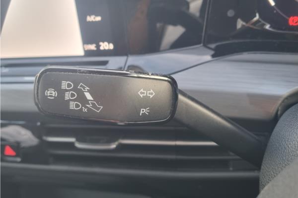 Non Franchise 2020 Volkswagen Golf 1.5 TSI Style Hatchback 5dr Petrol Manual Euro 6 (s/s) (130 ps) - Fabic - Cloth, photo 27