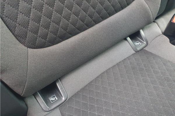 2019 Vauxhall Grandland X 1.2 Turbo GPF Sport Nav SUV 5dr Petrol Auto Euro 6 (s/s) (130 ps) - Cloth, photo 33
