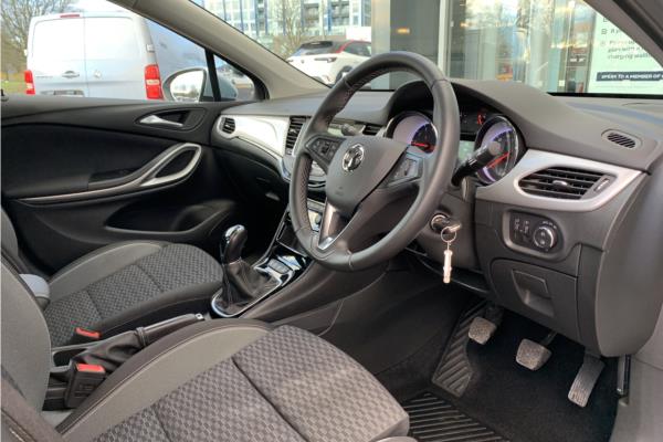 2020 Vauxhall Astra 1.2 Turbo SRi VX Line Nav Hatchback 5dr Petrol Manual Euro 6 (s/s) (145 ps) - Formula, photo 12
