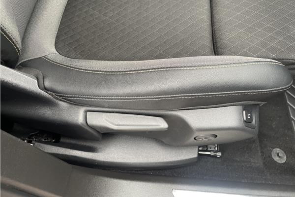 2020 Vauxhall Grandland X 1.2 Turbo SRi Nav SUV 5dr Petrol Auto Euro 6 (s/s) (130 ps) - Cloth, photo 29