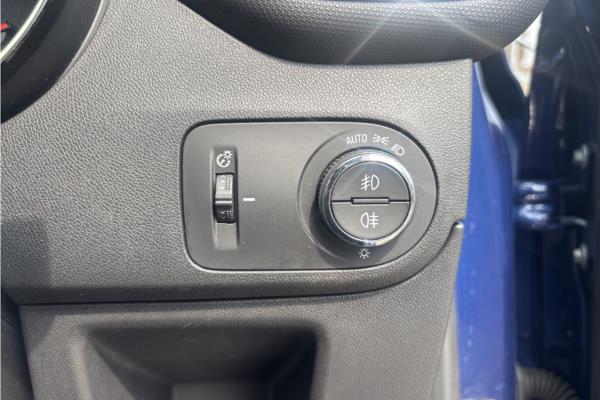 2022 Vauxhall Crossland 1.2 Turbo Elite Edition SUV 5dr Petrol Auto Euro 6 (s/s) (130 ps) - Cloth, photo 21