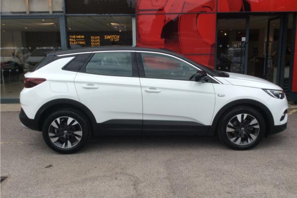 2019 Vauxhall Grandland X 1.2 Turbo Sport Nav SUV 5dr Petrol Manual (s/s) (130 ps) - Berson Black, photo 9