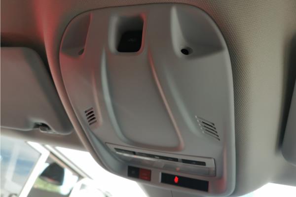 2021 Vauxhall Grandland X 1.2 Turbo SRi Nav SUV 5dr Petrol Auto Euro 6 (s/s) (130 ps) - Cloth, photo 25