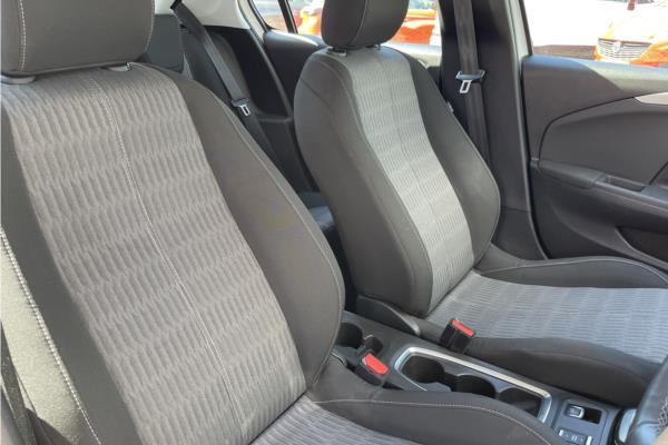 2021 Vauxhall Corsa 1.2 Turbo SE Hatchback 5dr Petrol Auto Euro 6 (s/s) (100 ps) - Cloth, photo 32